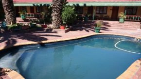 Lamberts Bay Hotel